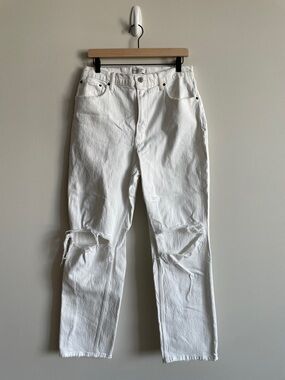 Abercrombie & Fitch The 90s Straight Ultra High Rise White Jeans Knee Rips | 32